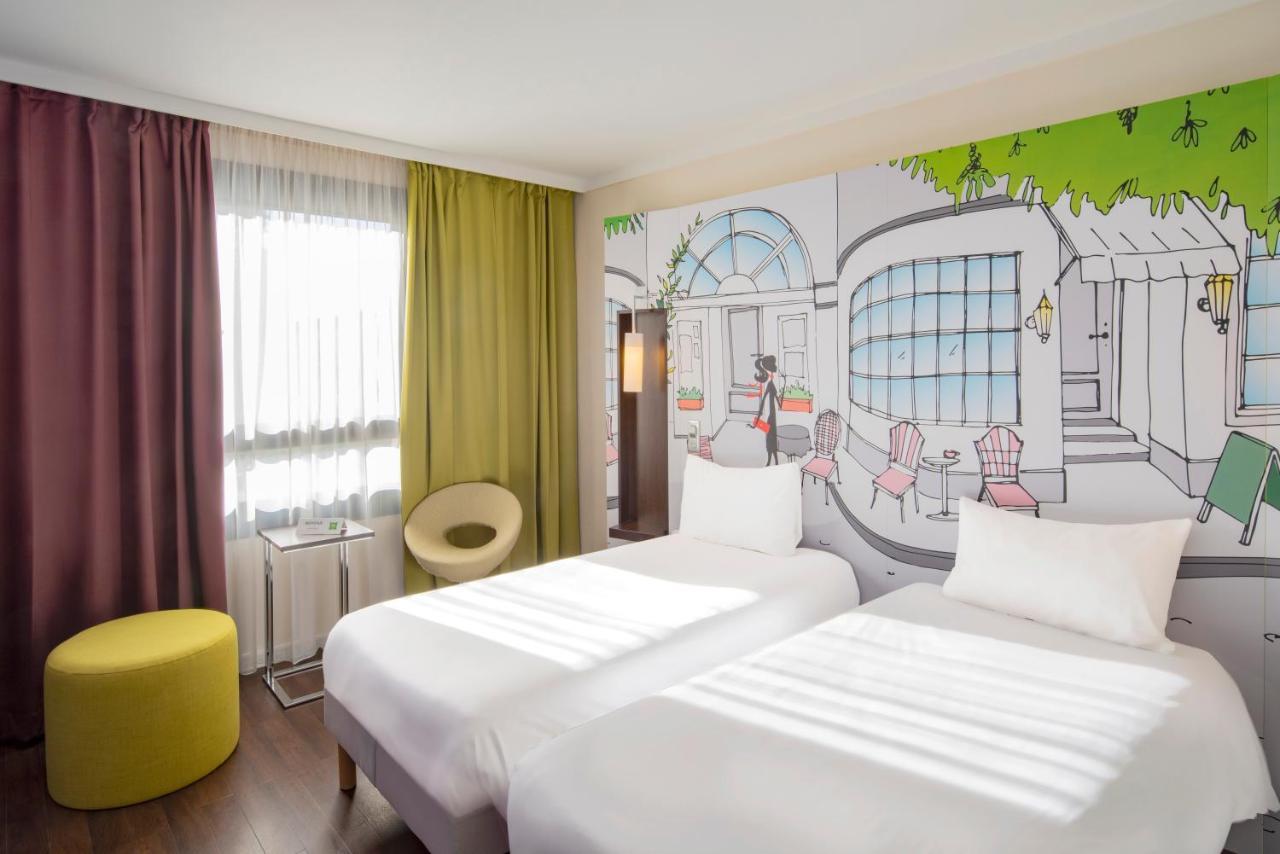 Ibis Styles Evry Courcouronnes Hotel And Events Exterior photo