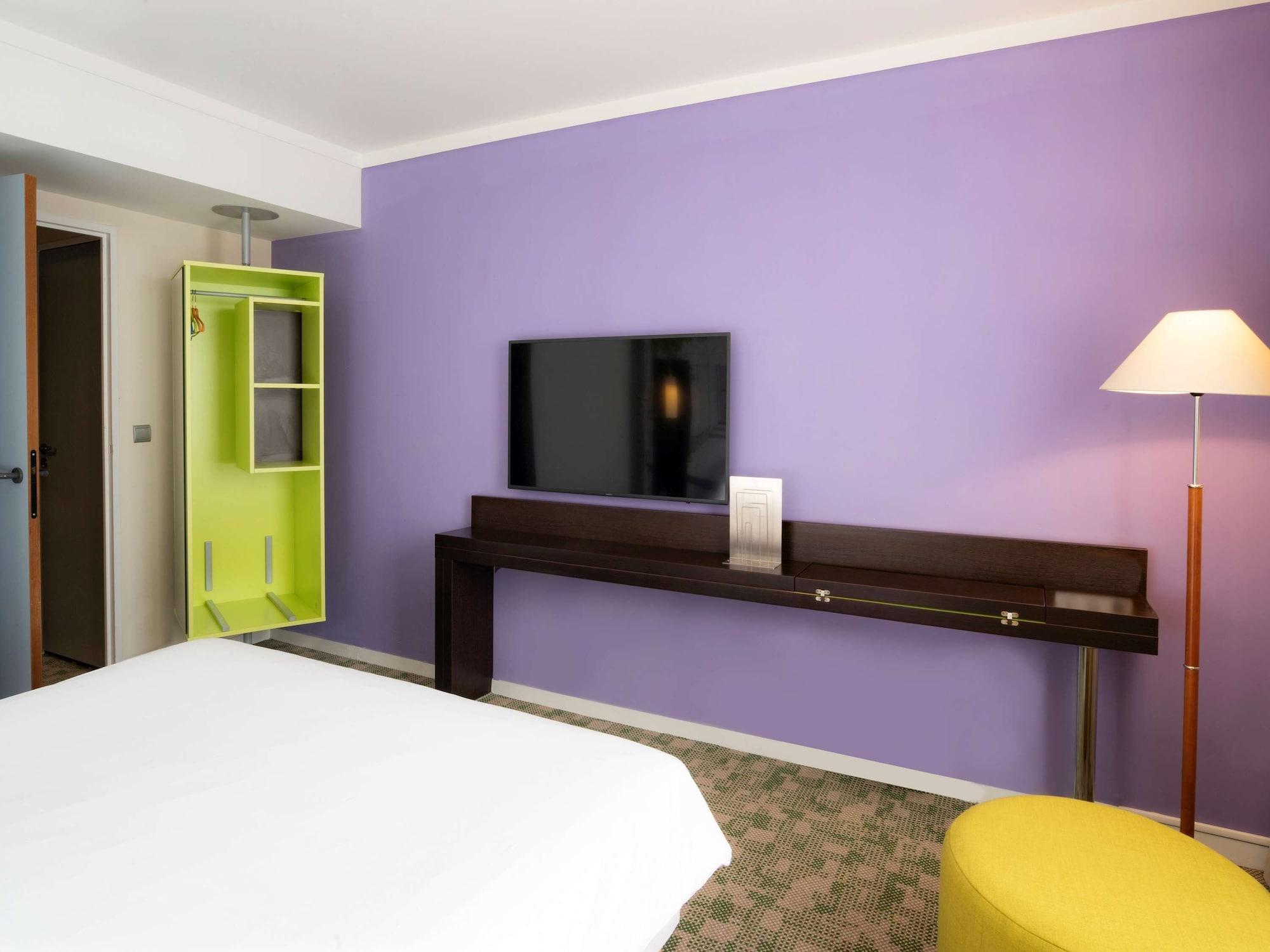 Ibis Styles Evry Courcouronnes Hotel And Events Exterior photo