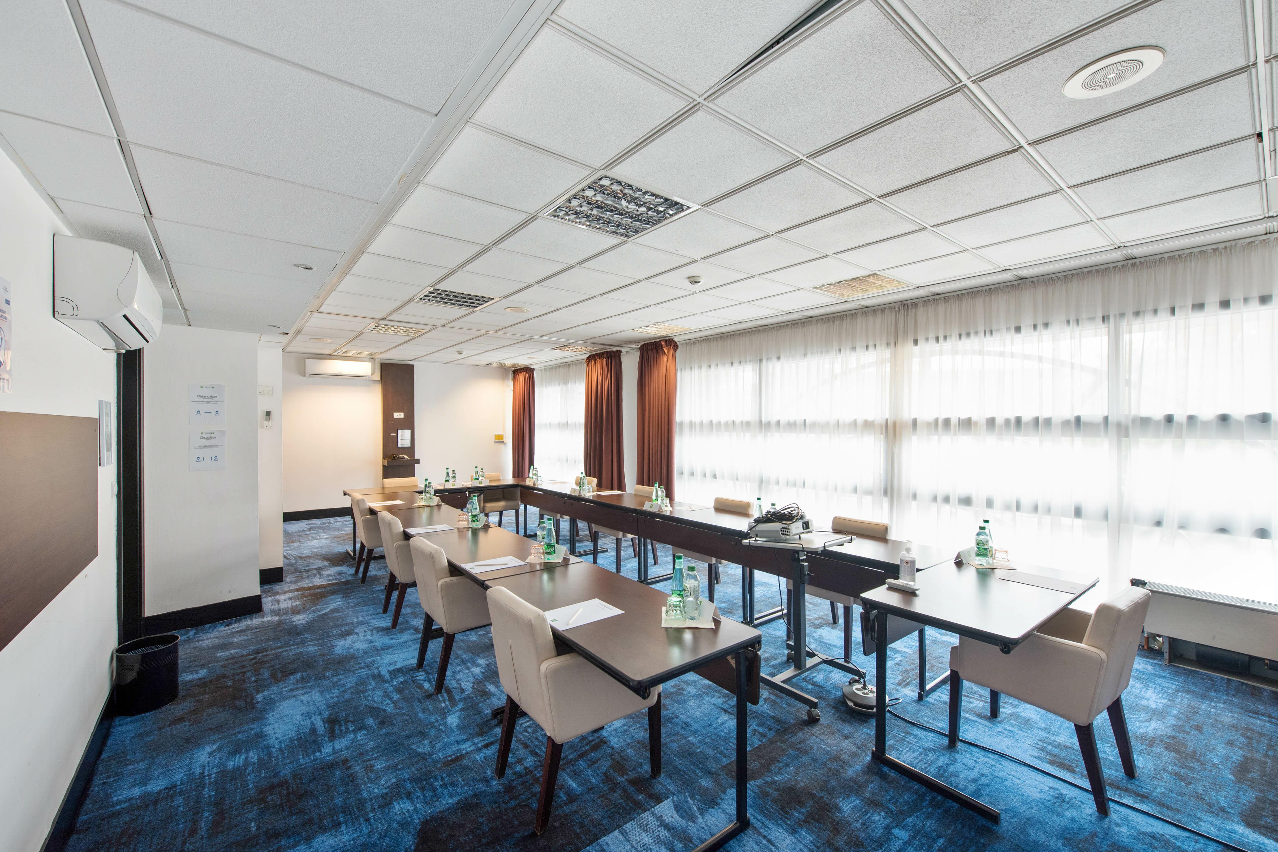 Ibis Styles Evry Courcouronnes Hotel And Events Exterior photo